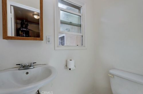 7812 Jackson Way, Buena Park CA  90620-3923 exterior