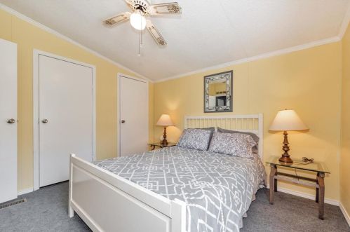 208 Cv Vw Dr, Chita TX  75862-8446 exterior