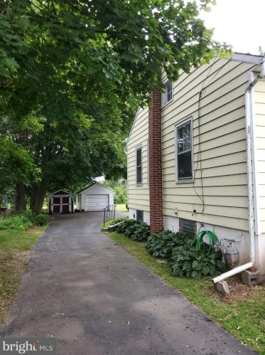 11 Union St, Richlandtown, PA