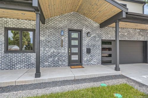 1064 Jasmine St, Denver CO  80220-4518 exterior