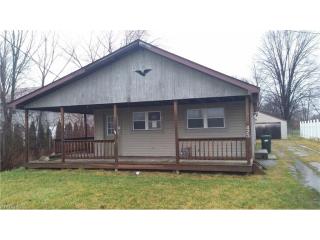 423 Main St, Lagrange OH  44050-9701 exterior