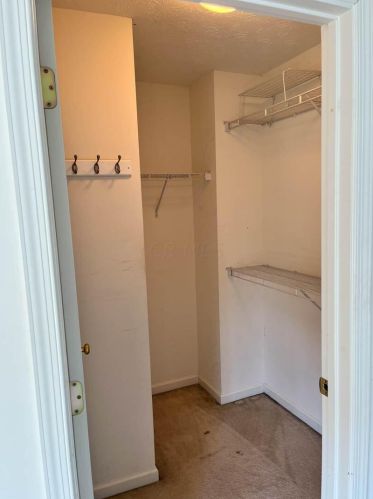 115 Springhouse Dr, Englewood OH  45322-8795 exterior