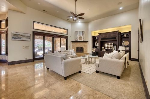 2940 Capetanios Dr, Folsom CA  95762-4601 exterior