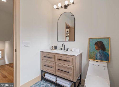 8 Narberth Ter, Camden NJ  08108-1017 exterior