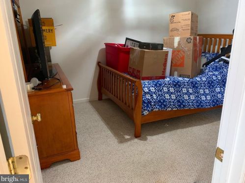 6766 Sycamore Park Dr, Haymarket VA  20169-2995 exterior