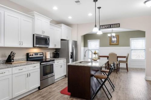 1133 Henry Place Blvd, Clarksville, TN 37042-1497