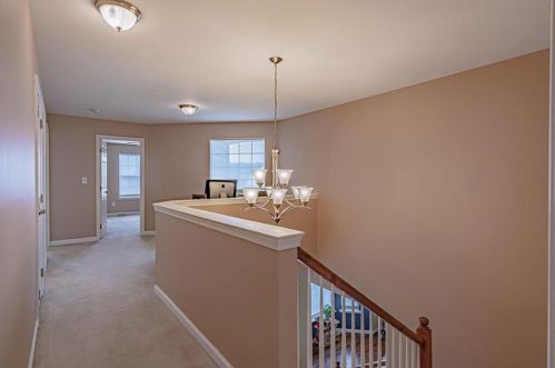 1105 Monarch Ln, Breinigsville PA  18031-9321 exterior