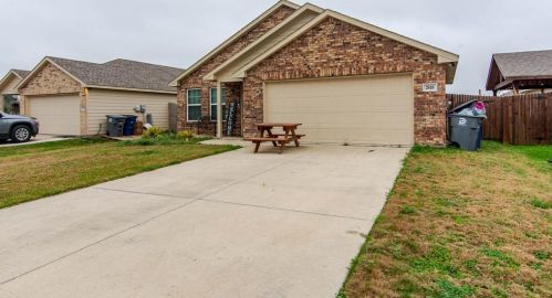 2818 Edd Rd, Dallas, TX 75253-3607