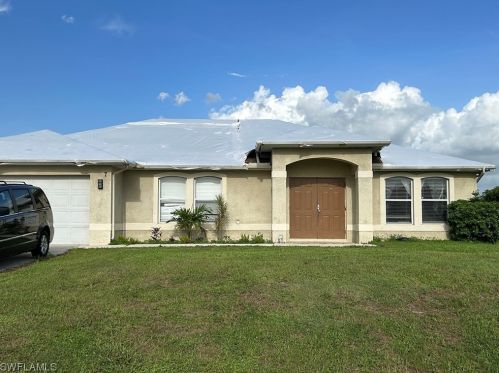 327 Rawlings Ave, Lehigh Acres, FL 33974-2435