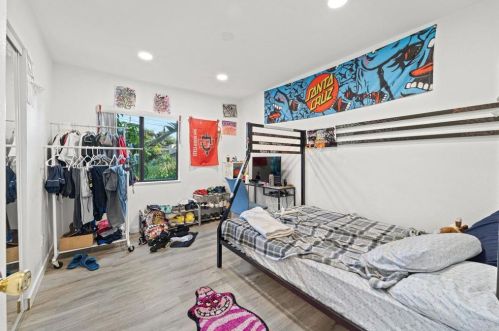 9378 Manor Dr, La Mesa CA  91942-3618 exterior