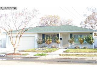 253 El Camino Dr, West Pittsburg CA  94565-5948 exterior