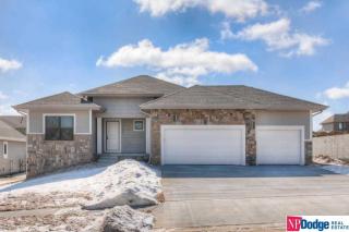 19807 Maple St, Gretna, NE 68028-4354