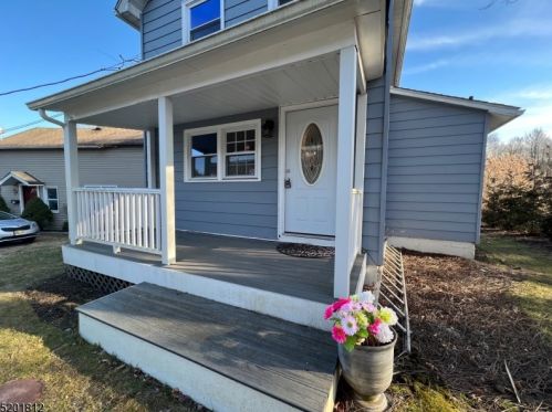 100 Stoll St, Netcong, NJ 07857-1636