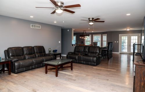 10241 Marshall Rd, Covington, KY 41015-9319