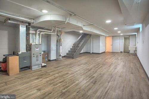 1140 Rolleston St, Harrisburg PA  17104-2833 exterior