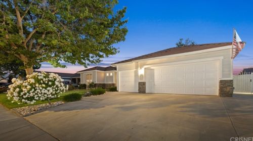 43331 46th St, Lancaster, CA 93536-5546