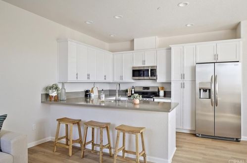 2426 Main St, Morro Bay, CA 93442-1552