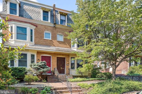 1302 9th St, Wilmington, DE 19806-4621