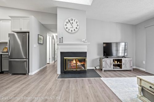 76 Players Cir, Tinton Falls NJ  07724-3805 exterior