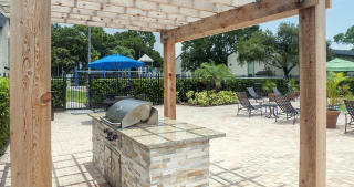 305 Glades Cir, Largo FL  33771-5016 exterior