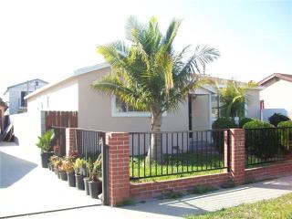 3154 132nd St, Hawthorne, CA 90250-5540