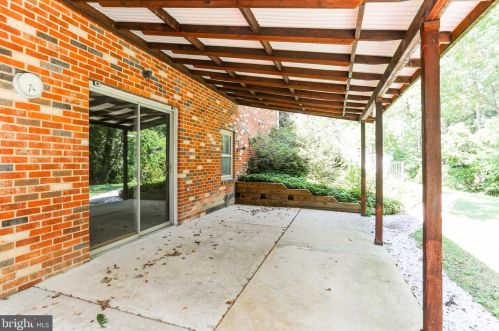 3 Annette Dr, West Enola PA  17025-1802 exterior