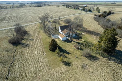 3255 White Rd, Washington Court House OH  43160-9223 exterior