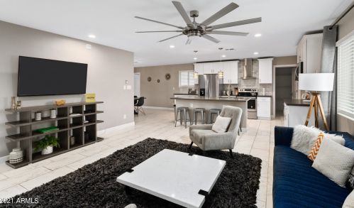 2025 66th St, Scottsdale AZ  85257-2543 exterior