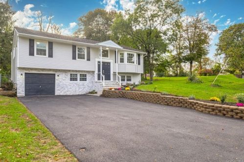 7 Maisie Ct, Poughkeepsie, NY 12601-5609