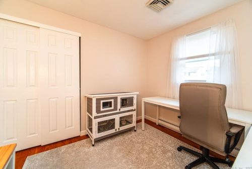 148 Dorothy Dr, Middletown CT  06457-5304 exterior