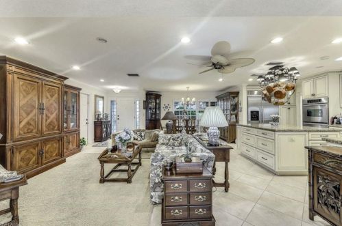 3810 1st Pl, Cape Coral FL  33904-4803 exterior