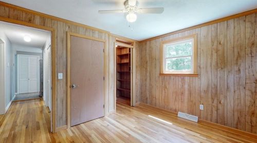 13 Larchmont Dr, Coventry RI exterior