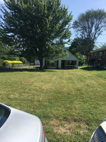 438 Center St, Covington, KY 41018-1464