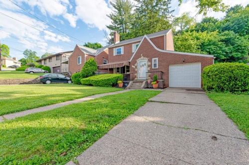 2921 Myer Blvd, Mckeesport, PA 15132-5115