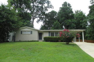 1098 Southdown Pkwy, Columbus MS  39701-3538 exterior