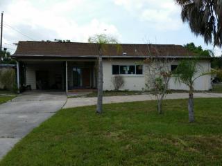 6307 Cornell Rd, Bradenton, FL 34207-5024