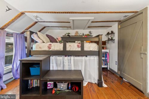 39580 Lovettsville Rd, Lovettsville VA  20180-2008 exterior