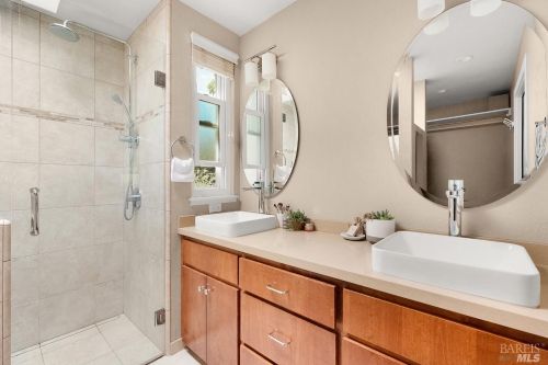 1425 Los Olivos Rd, Santa Rosa CA 95404-2017 exterior