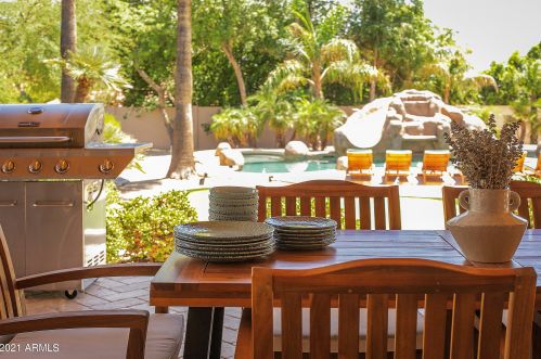 10461 Windrose Dr, Scottsdale AZ  85259-2423 exterior