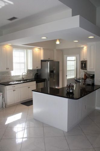 8019 Nevis Pl, West Palm Beach, FL 33414-3449
