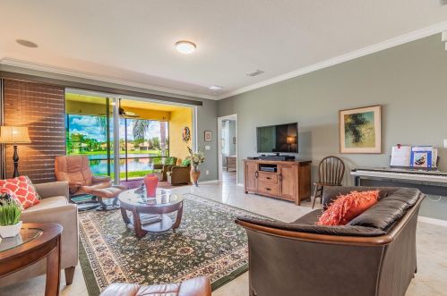 16143 Amethyst Key Dr, Wimauma FL  33598-4027 exterior