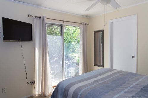 1656 28th Ave, Vero Beach FL  32960-3136 exterior