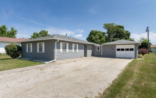 408 Park St, Radcliffe, IA 50230-1029