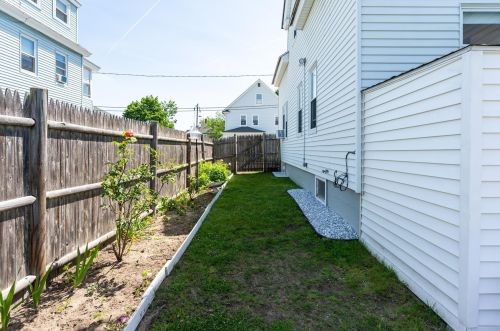 13 6 St, Nashua NH 03060-3141 exterior