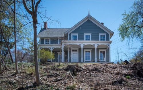 17 Church St, Garnerville, NY 10923-1220