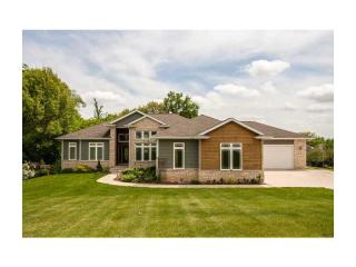 2714 Holly Ct, Swisher, IA 52338-9425