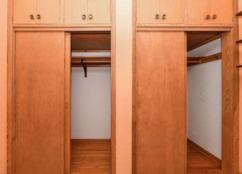 1426 Homestead Trl, Thiensville WI  53092-3217 exterior