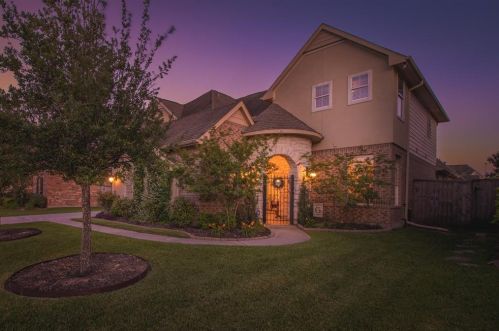 9714 Victoria Rose Ln, Humble, TX 77396-4386