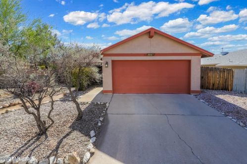 3561 Marissa Dr, Tucson, AZ 85730-3161