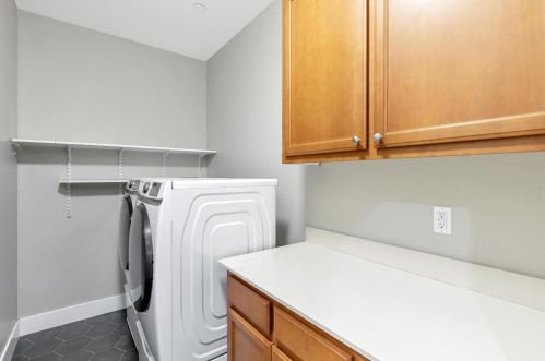 1106 Sprig Way, Gilroy CA  95020-8113 exterior